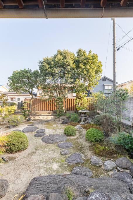 日々の宿: 宇野駅から車で5分 直島へ 最大7名様 古民家貸切 一棟貸し Tamana Exterior foto